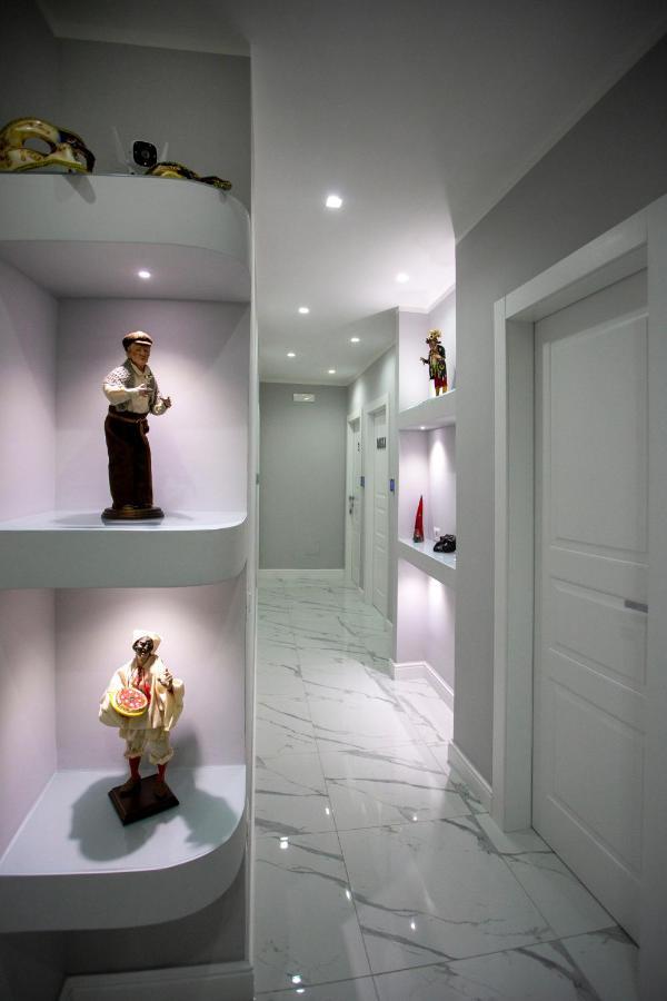 Lady Mary'S Luxury Suites Napoli Ngoại thất bức ảnh