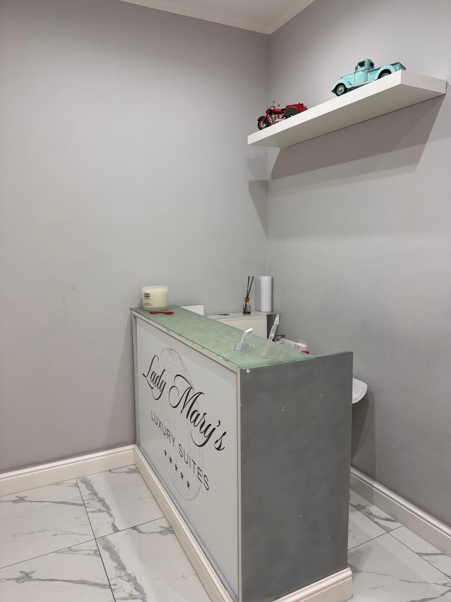 Lady Mary'S Luxury Suites Napoli Ngoại thất bức ảnh